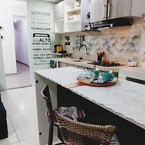 Apartamento Casa Completa & Confortavel Ha 25min De Corinthians Itaquera, São Paulo